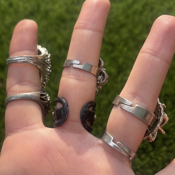 Rings Set - Picture 6 of 6